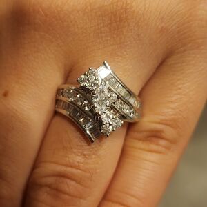 Elegant Silver Diamond Ring